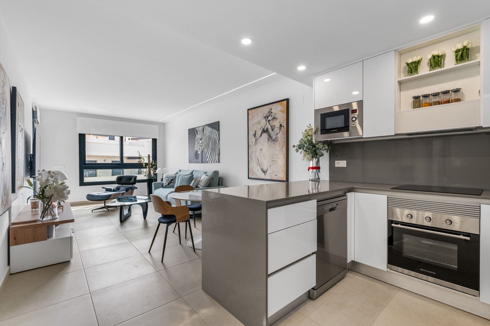 3 sypialnia Apartament na sprzedaż w Villamartin z basenem garażem - 359 000 € (Ref: 8939551)