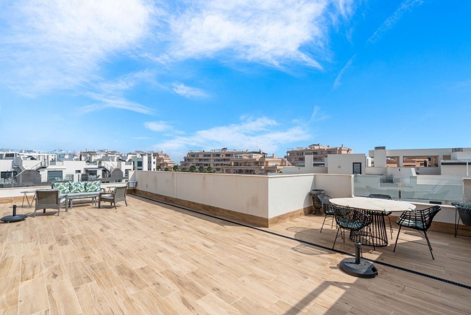 3 sypialnia Apartament na sprzedaż w Villamartin z basenem garażem - 359 000 € (Ref: 8939551)