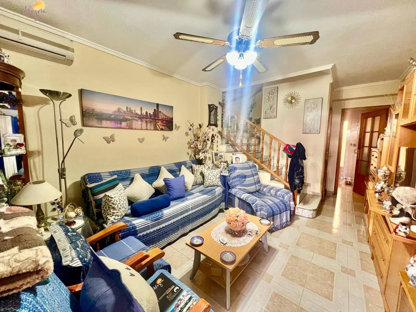 3 quarto Moradia Geminada para venda em Torrevieja com piscina - 159 900 € (Ref: 8940032)