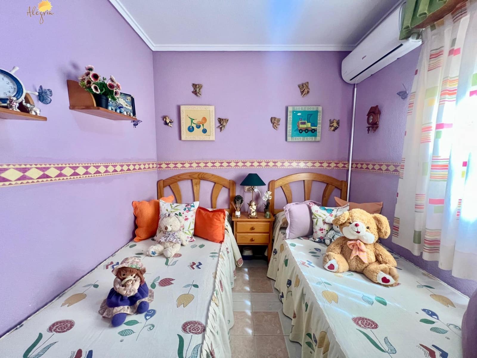 3 quarto Moradia Geminada para venda em Torrevieja com piscina - 159 900 € (Ref: 8940032)