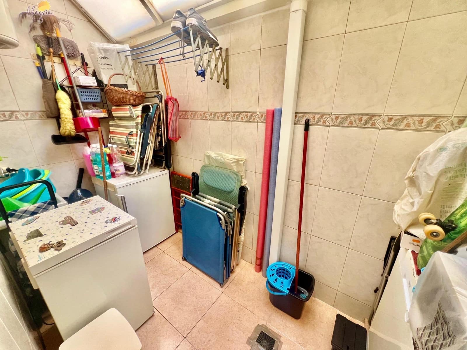 3 quarto Moradia Geminada para venda em Torrevieja com piscina - 159 900 € (Ref: 8940032)