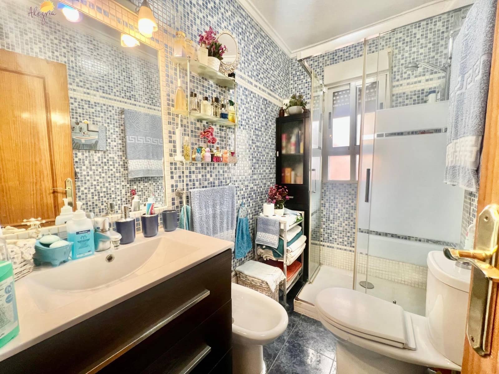 3 quarto Moradia Geminada para venda em Torrevieja com piscina - 159 900 € (Ref: 8940032)