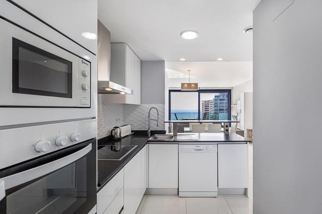 2 soveværelse Lejlighed til salg i Punta Prima, Torrevieja med swimmingpool - € 399.000 (Ref: 8940416)