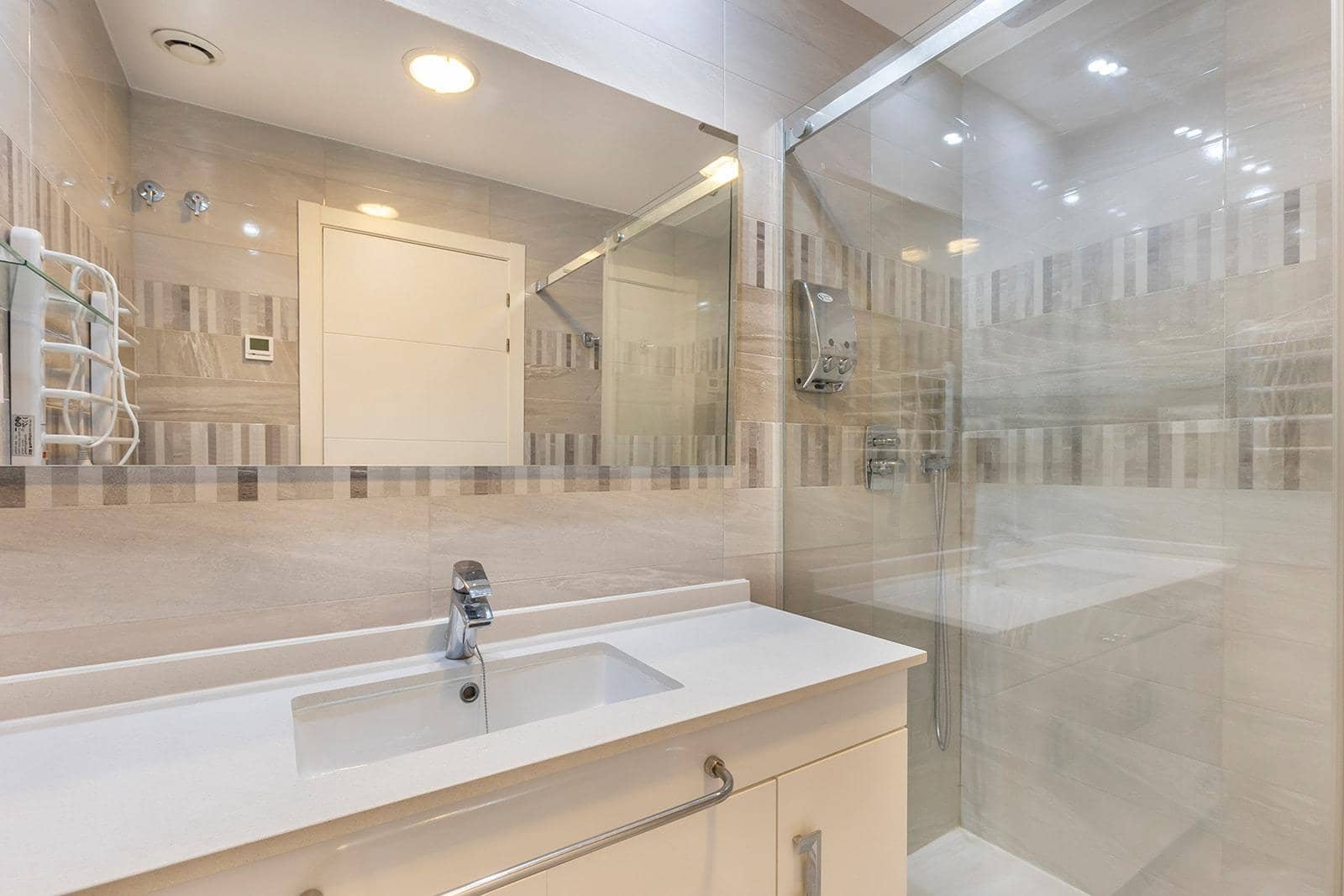 2 bedroom Apartment for sale in Punta Prima with pool - € 399,000 (Ref: 8940416)