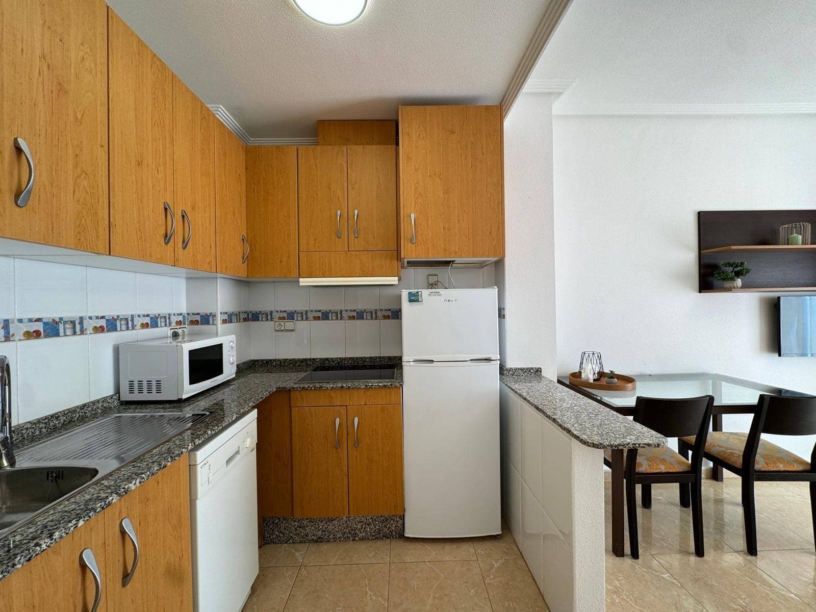 Studio til salg i Torrevieja - € 96.900 (Ref: 8940417)