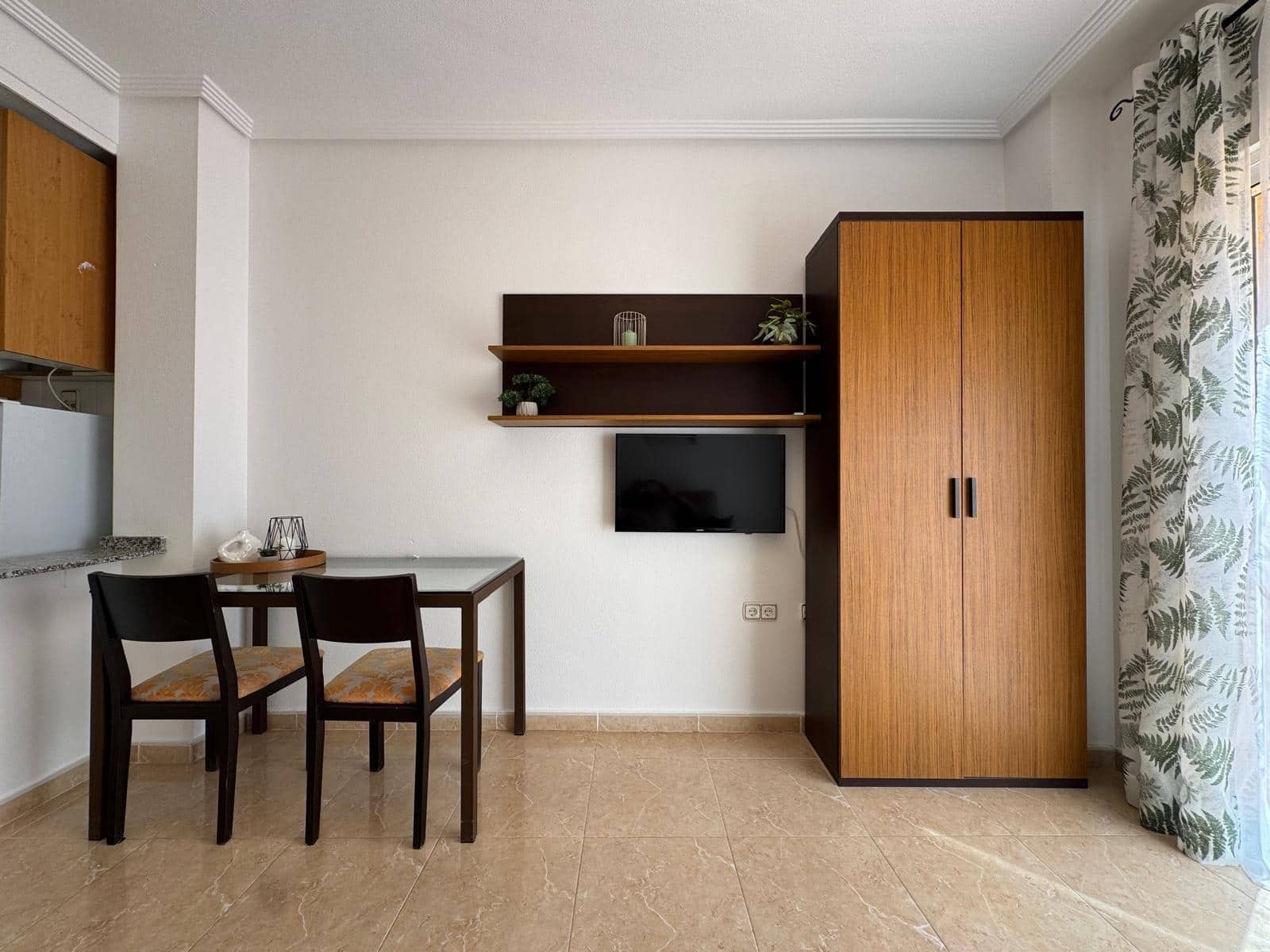 Studio til salg i Torrevieja - € 96.900 (Ref: 8940417)