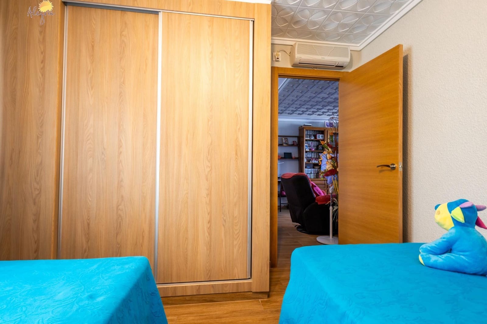 Apartamento de 3 habitaciones en Torrevieja en venta con garaje - 245.000 € (Ref: 8941318)