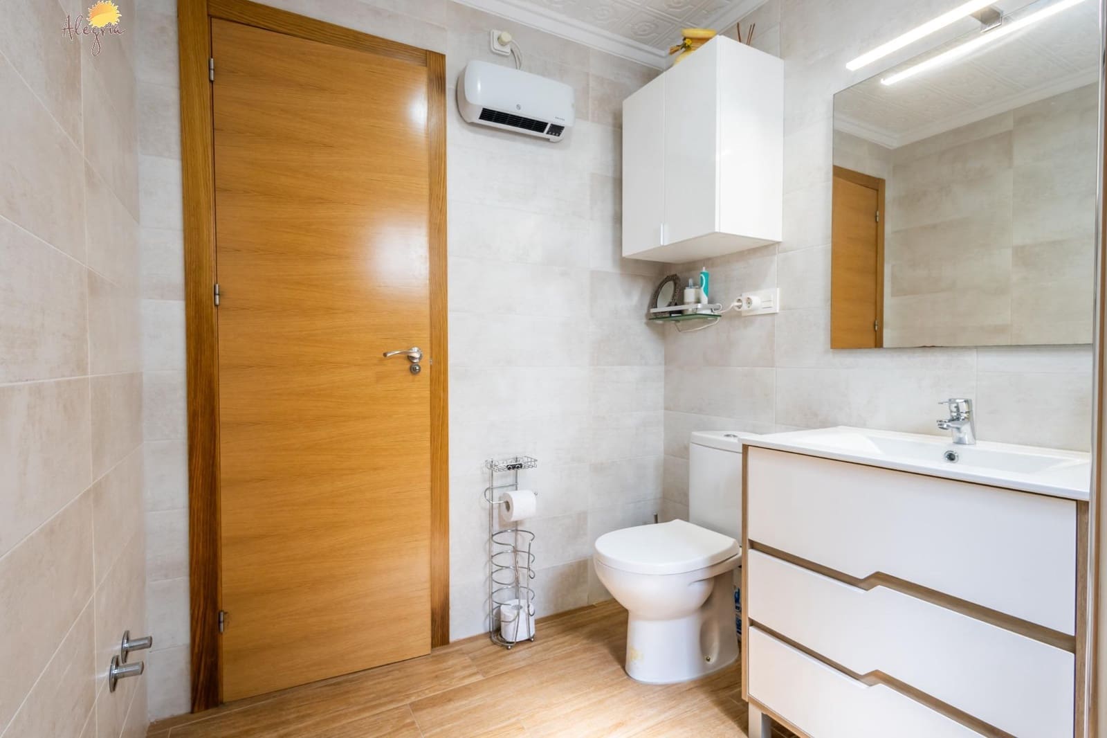 Apartamento de 3 habitaciones en Torrevieja en venta con garaje - 245.000 € (Ref: 8941318)