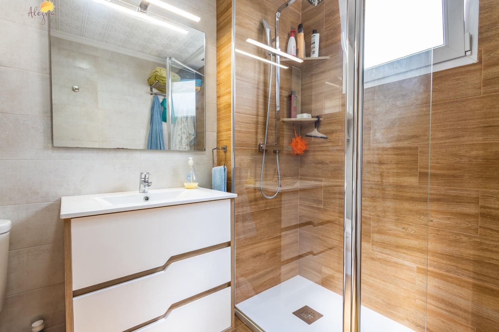 Apartamento de 3 habitaciones en Torrevieja en venta con garaje - 245.000 € (Ref: 8941318)