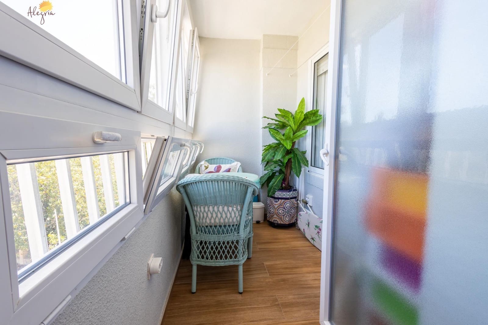 Apartamento de 3 habitaciones en Torrevieja en venta con garaje - 245.000 € (Ref: 8941318)