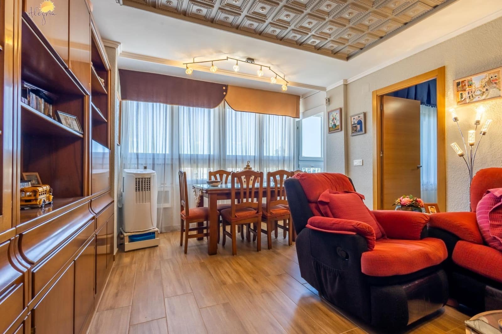 Apartamento de 3 habitaciones en Torrevieja en venta con garaje - 245.000 € (Ref: 8941318)