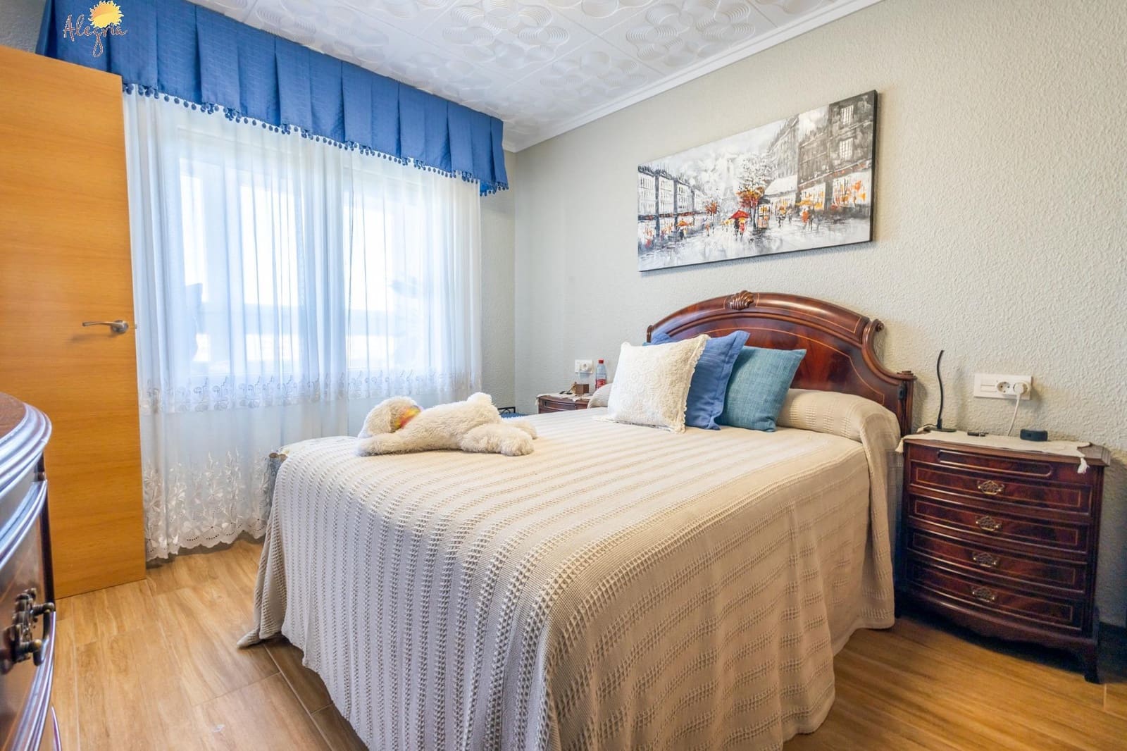 Apartamento de 3 habitaciones en Torrevieja en venta con garaje - 245.000 € (Ref: 8941318)