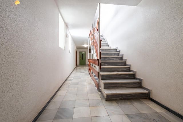 Apartamento de 3 habitaciones en Playa del Acequión, Torrevieja en venta con garaje - 245.000 € (Ref: 8941318)