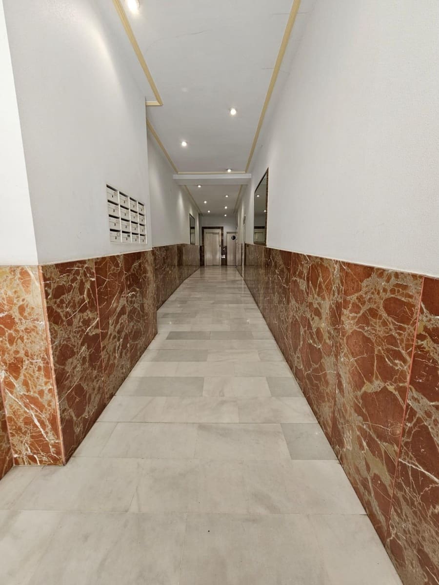 3 quarto Apartamento para venda em Torrevieja - 235 000 € (Ref: 8943855)