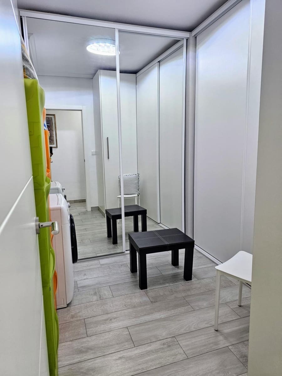 3 quarto Apartamento para venda em Torrevieja - 235 000 € (Ref: 8943855)