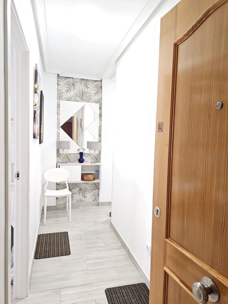 3 quarto Apartamento para venda em Torrevieja - 235 000 € (Ref: 8943855)