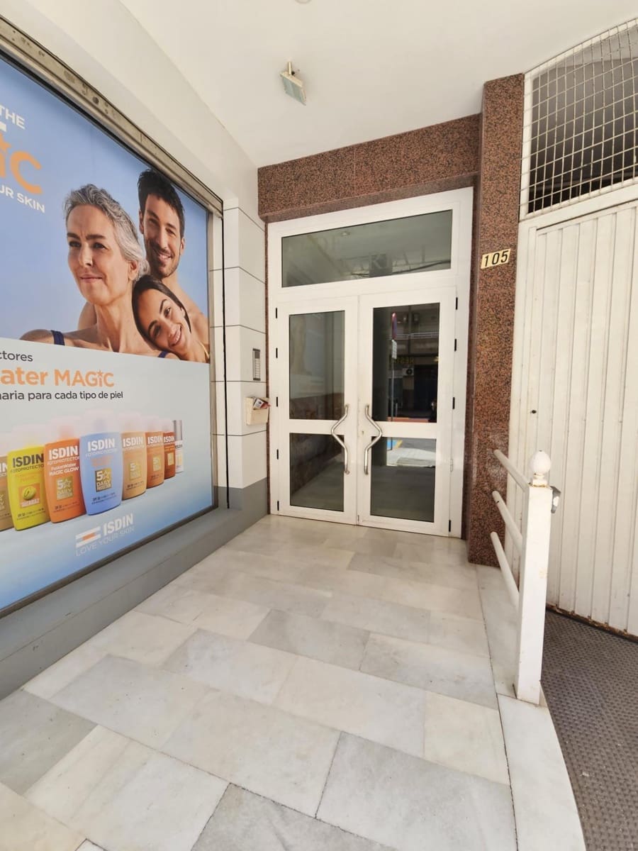 3 quarto Apartamento para venda em Torrevieja - 235 000 € (Ref: 8943855)