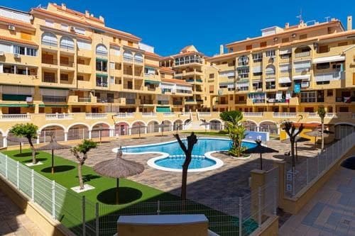 2 soveværelse Lejlighed til salg i Los Europeos, Torrevieja med swimmingpool garage - € 206.800 (Ref: 8951408)