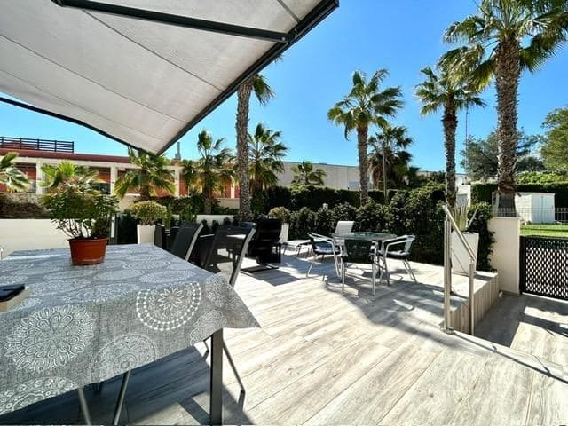 2 soveværelse Rækkehus til salg i Orihuela Costa med swimmingpool - € 299.500 (Ref: 8951409)