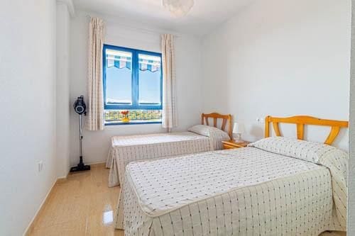 2 bedroom Apartment for sale in Dehesa de Campoamor, Orihuela with pool garage - € 180,000 (Ref: 8960262)