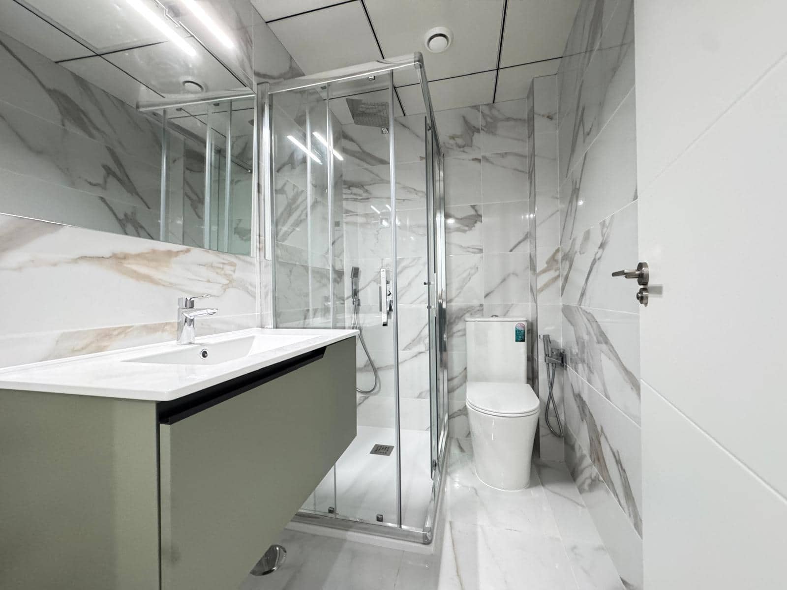 Apartamento de 2 habitaciones en Torrevieja en venta con garaje - 235.000 € (Ref: 8972811)