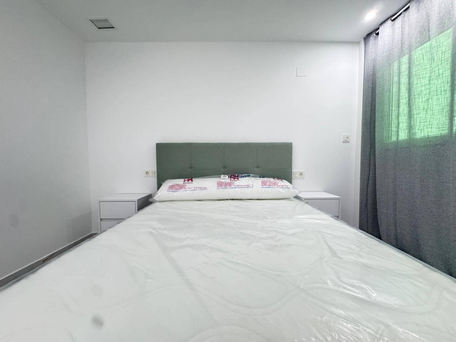 Apartamento de 2 habitaciones en Torrevieja en venta con garaje - 235.000 € (Ref: 8972811)