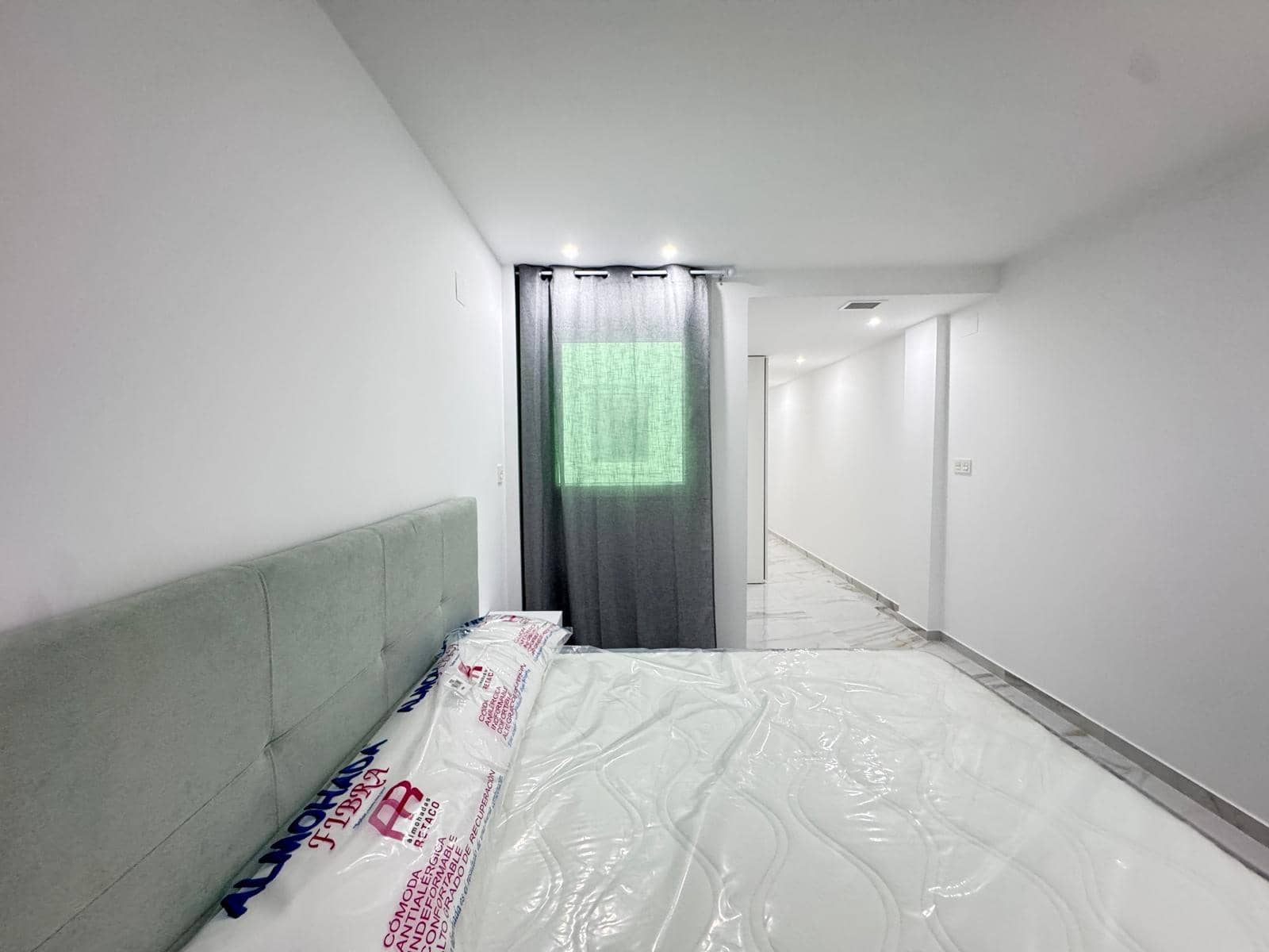 Apartamento de 2 habitaciones en Torrevieja en venta con garaje - 235.000 € (Ref: 8972811)