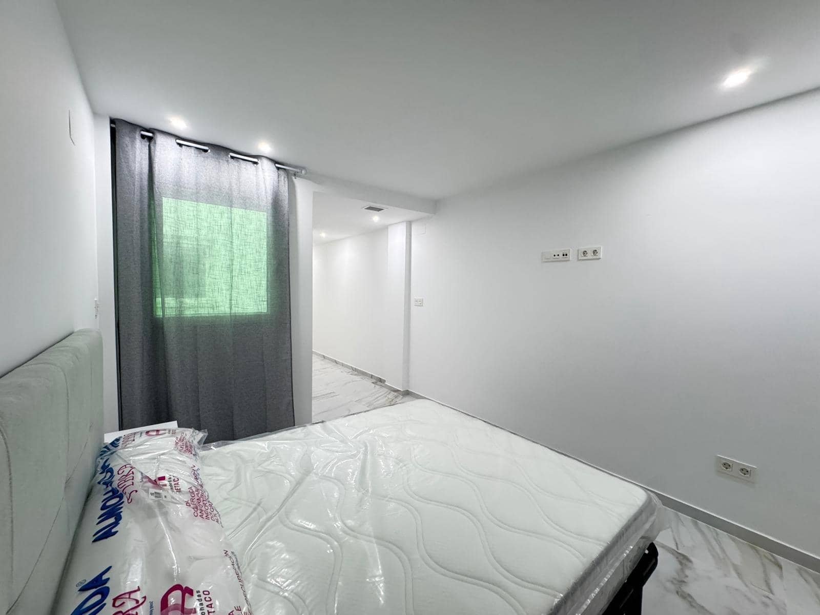 Apartamento de 2 habitaciones en Torrevieja en venta con garaje - 235.000 € (Ref: 8972811)