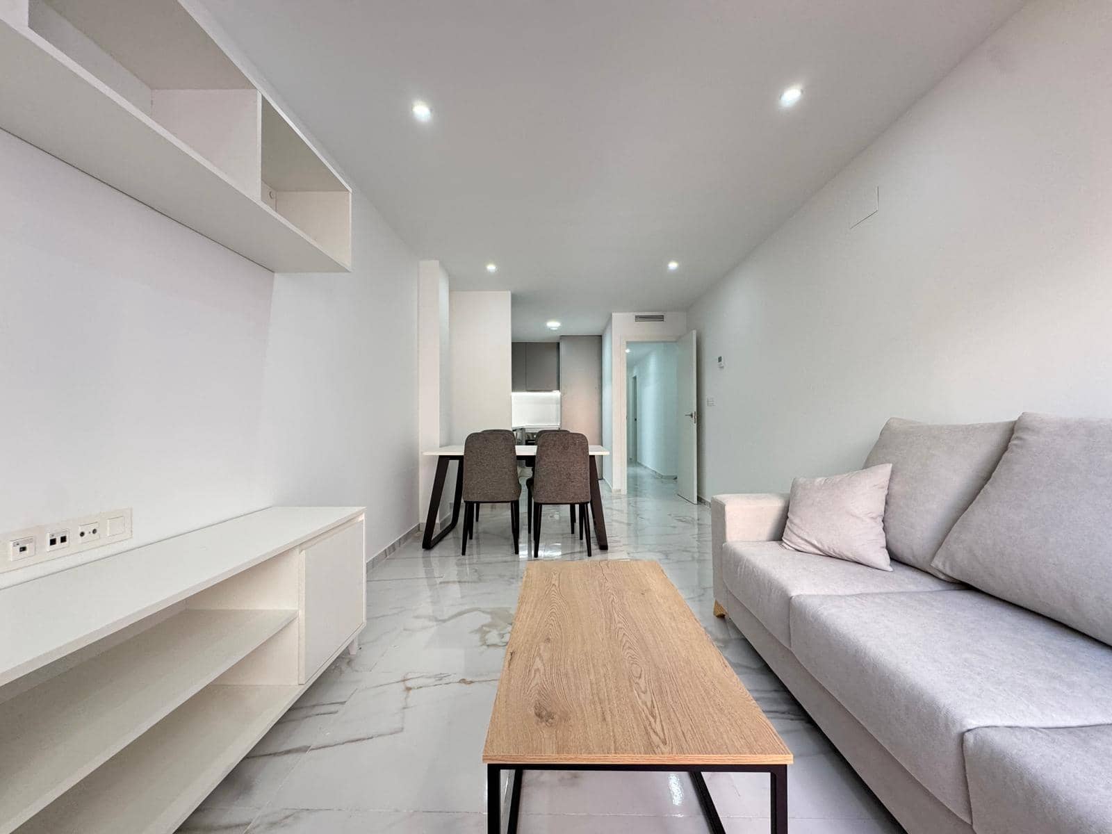 Apartamento de 2 habitaciones en Torrevieja en venta con garaje - 235.000 € (Ref: 8972811)