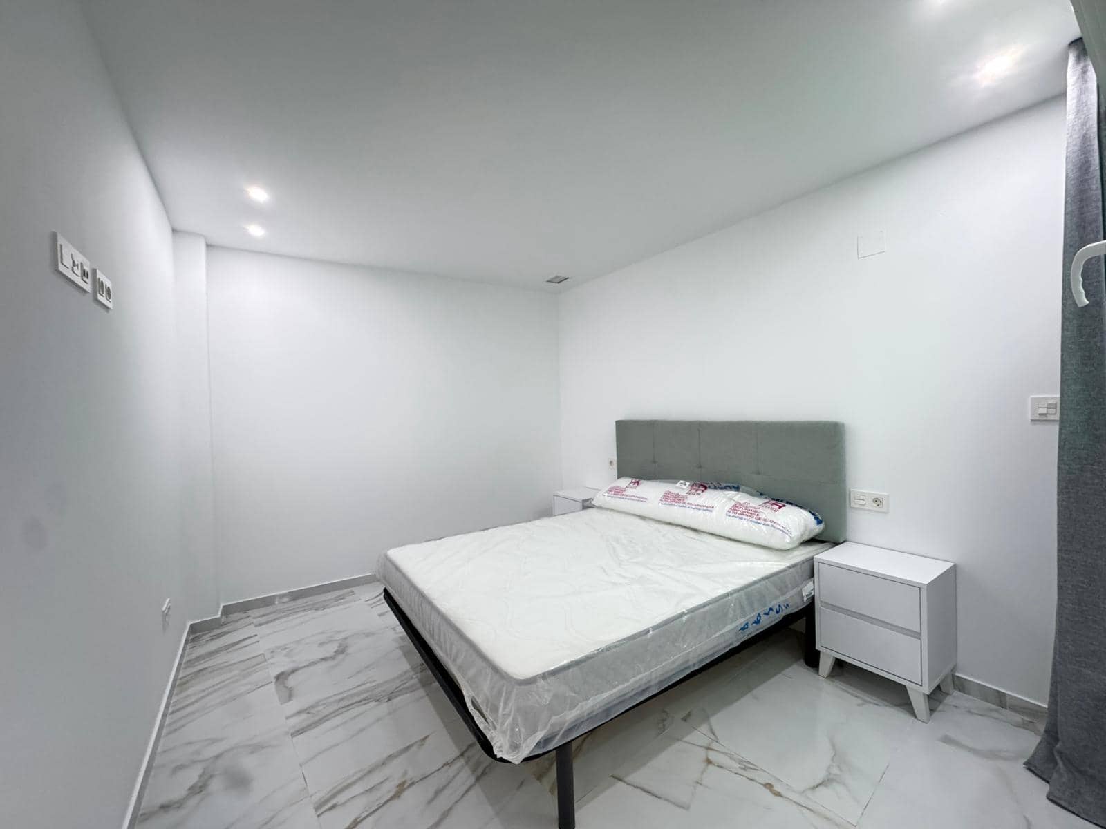 Apartamento de 2 habitaciones en Torrevieja en venta con garaje - 235.000 € (Ref: 8972811)