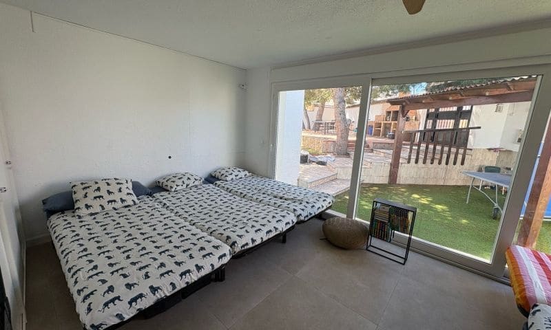 6 makuuhuone Huvila myytävänä paikassa Torrevieja mukana uima-altaan - 425 000 € (Ref: 8980269)