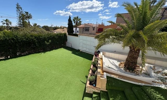 6 makuuhuone Huvila myytävänä paikassa Los Balcones - Los Altos, Torrevieja mukana uima-altaan - 425 000 € (Ref: 8980269)