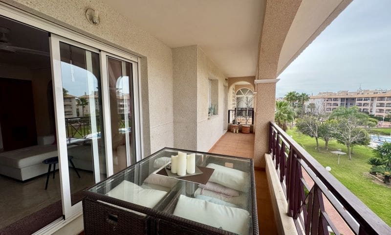 3 chambre Appartement à vendre à Playa Flamenca avec piscine - 259 995 € (Ref: 8980270)