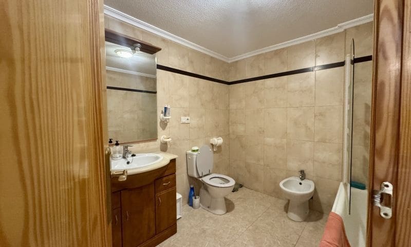 3 chambre Appartement à vendre à Playa Flamenca avec piscine - 259 995 € (Ref: 8980270)