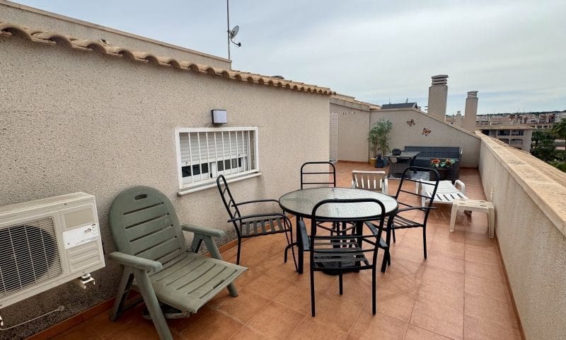 3 chambre Appartement à vendre à Playa Flamenca avec piscine - 259 995 € (Ref: 8980270)