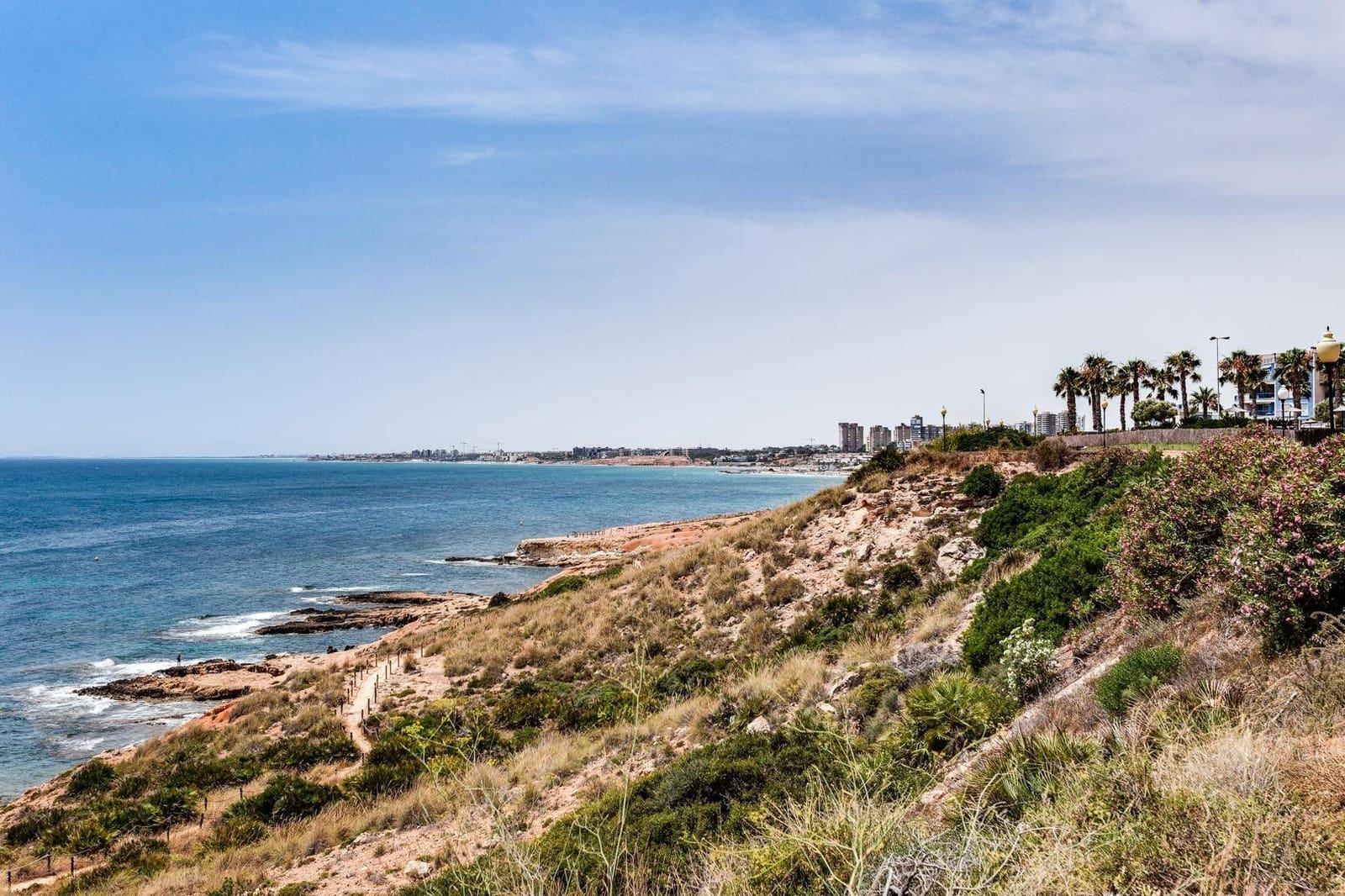 2 soverom Penthouse til salgs i Cabo Roig med svømmebasseng garasje - € 175 000 (Ref: 8986201)