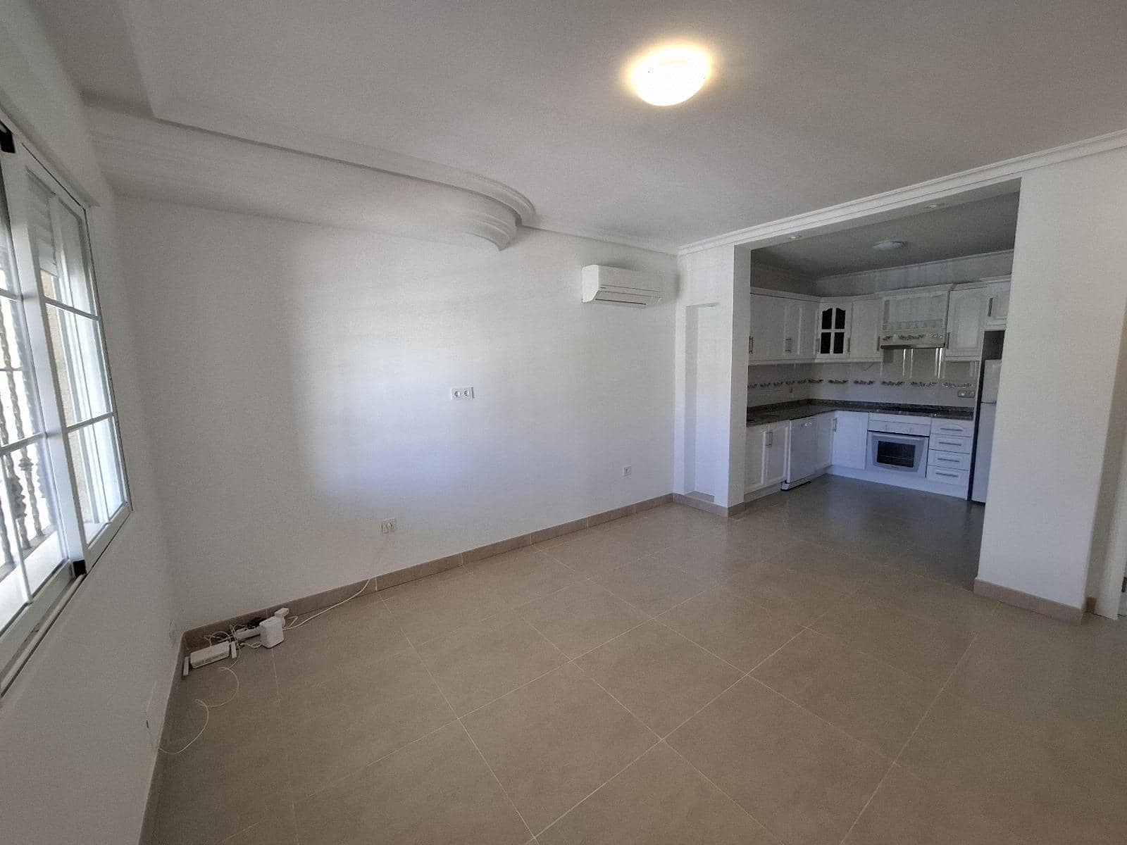 3 soveværelse Semi-Rækkehus til salg i Orihuela Costa med swimmingpool - € 298.000 (Ref: 8986205)