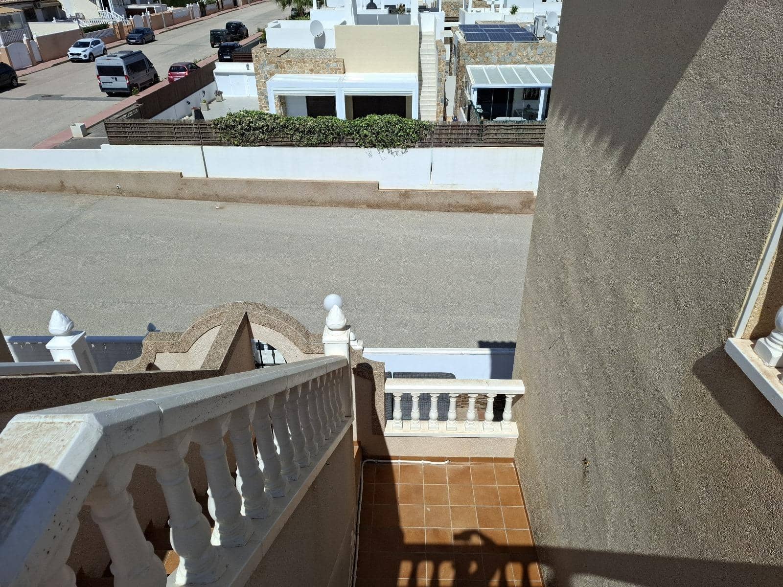 3 soveværelse Semi-Rækkehus til salg i Orihuela Costa med swimmingpool - € 298.000 (Ref: 8986205)