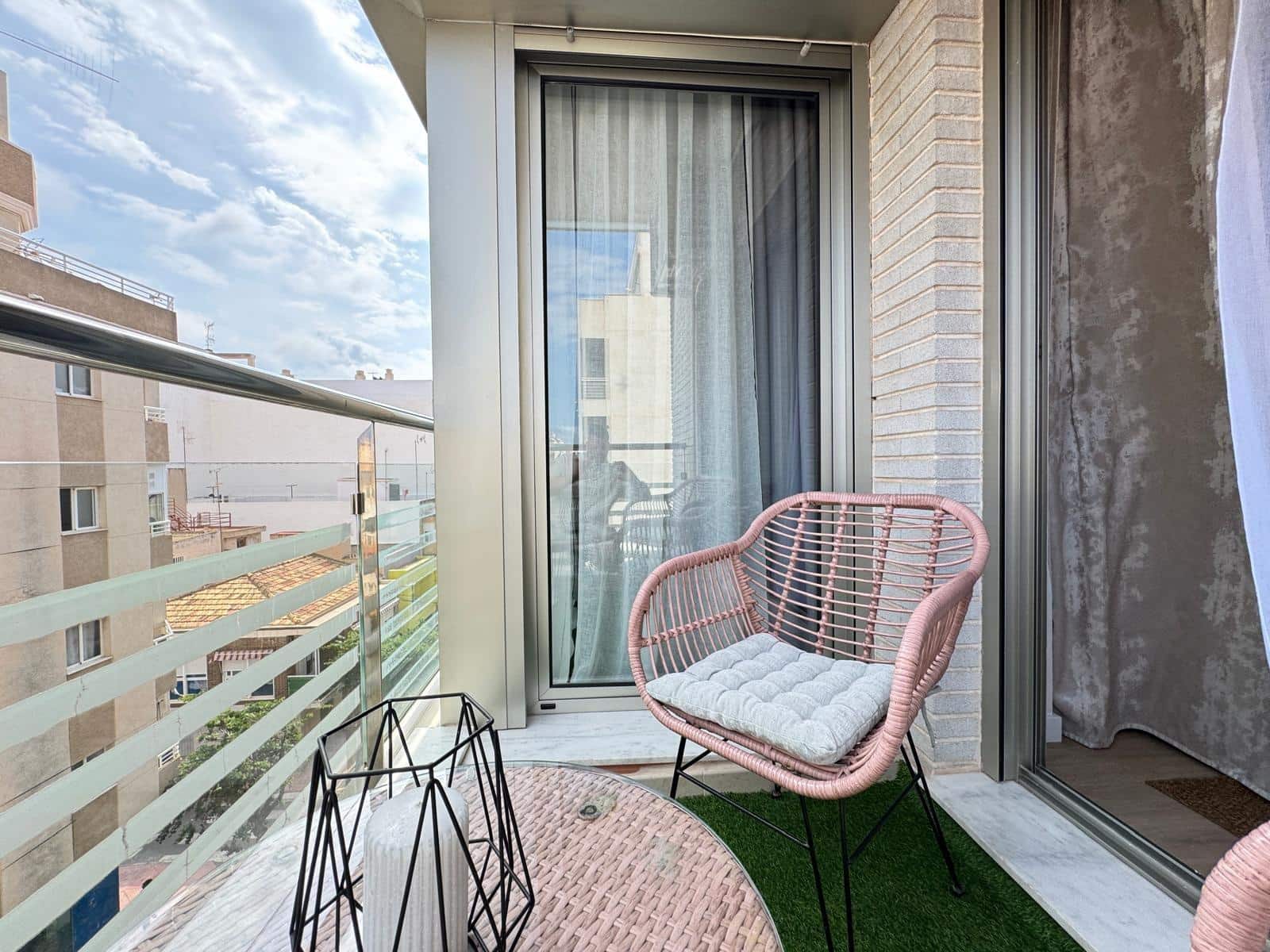 3 soverom Leilighet til salgs i Torrevieja - € 265 000 (Ref: 9009048)