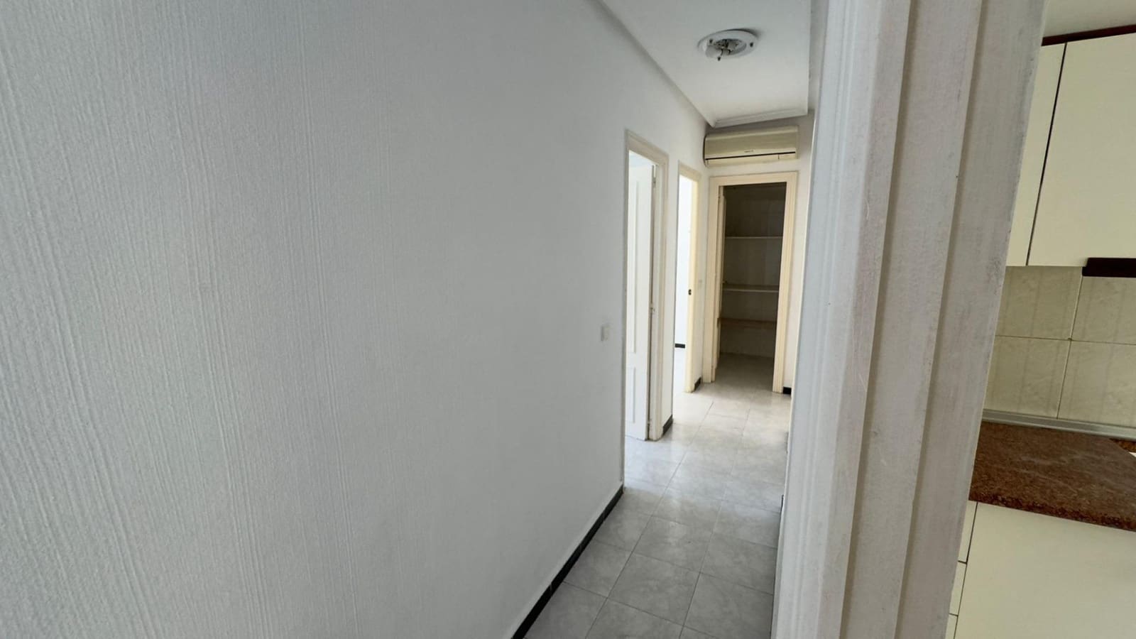 3 bedroom Apartment for sale in Torrevieja - € 128,900 (Ref: 9012277)