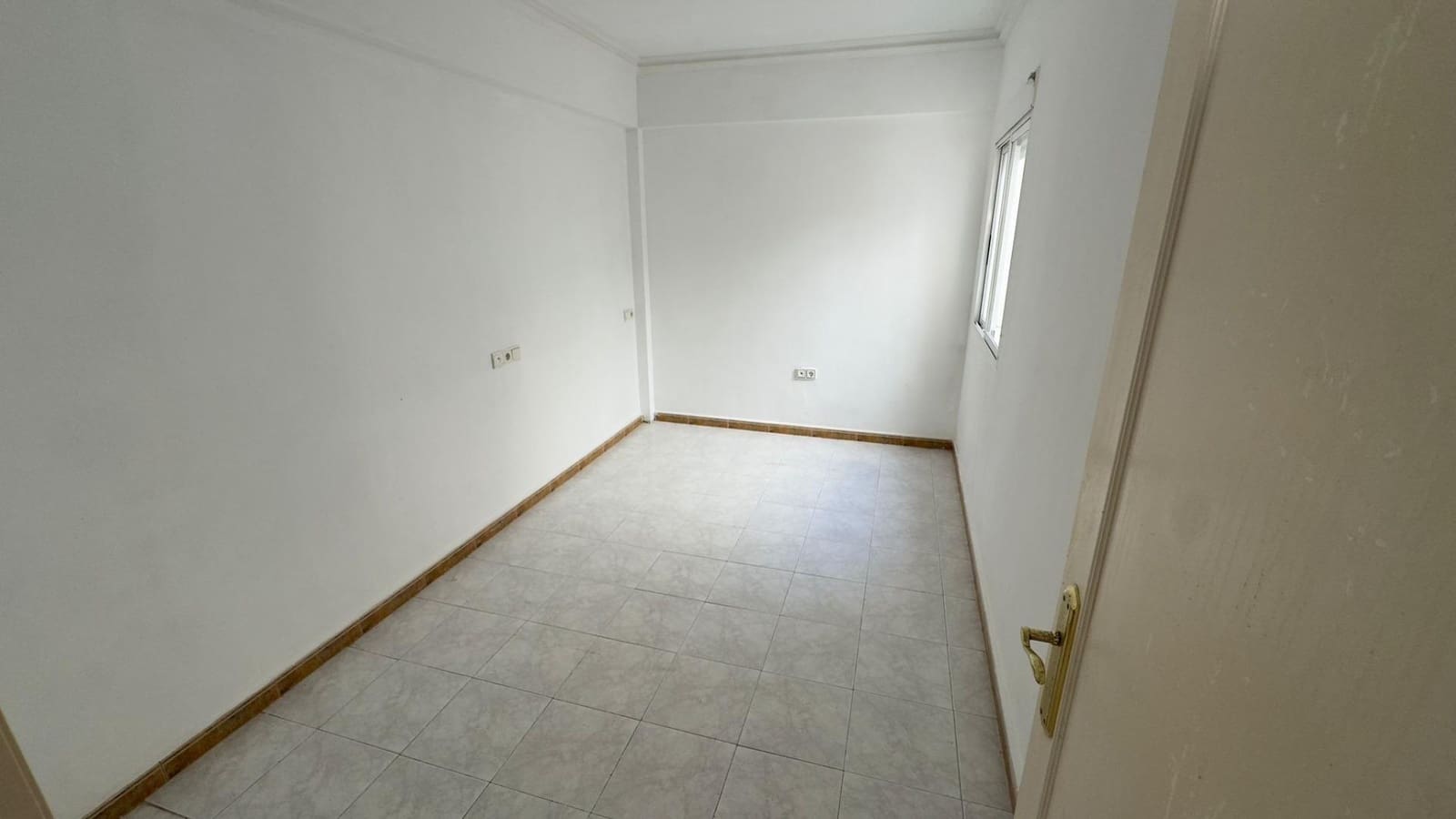 3 bedroom Apartment for sale in Torrevieja - € 128,900 (Ref: 9012277)