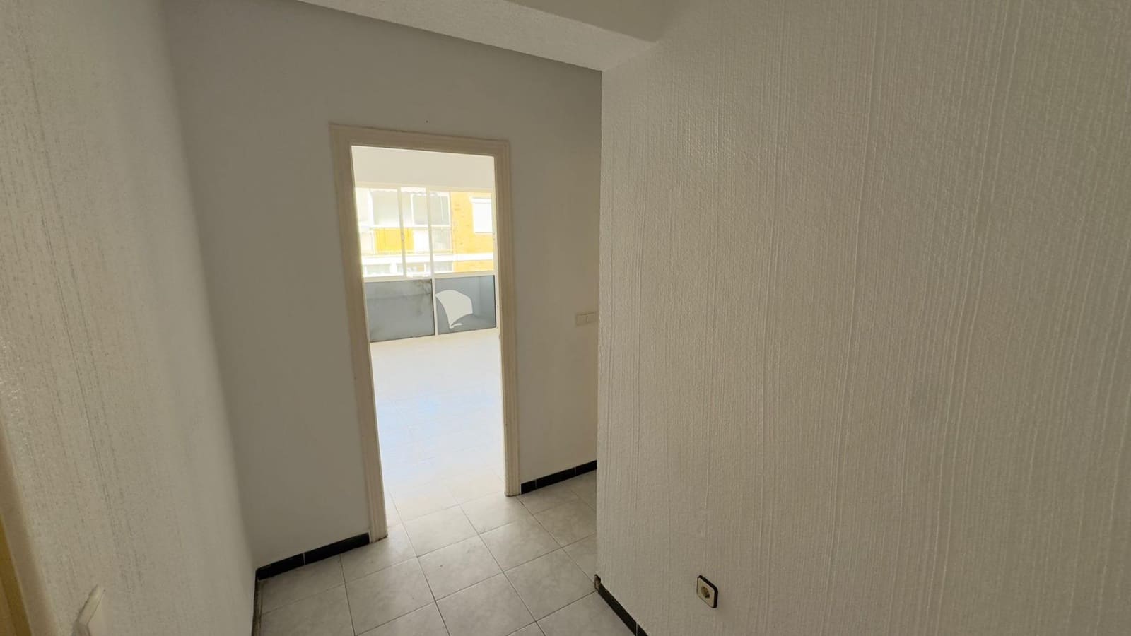 3 bedroom Apartment for sale in Torrevieja - € 128,900 (Ref: 9012277)