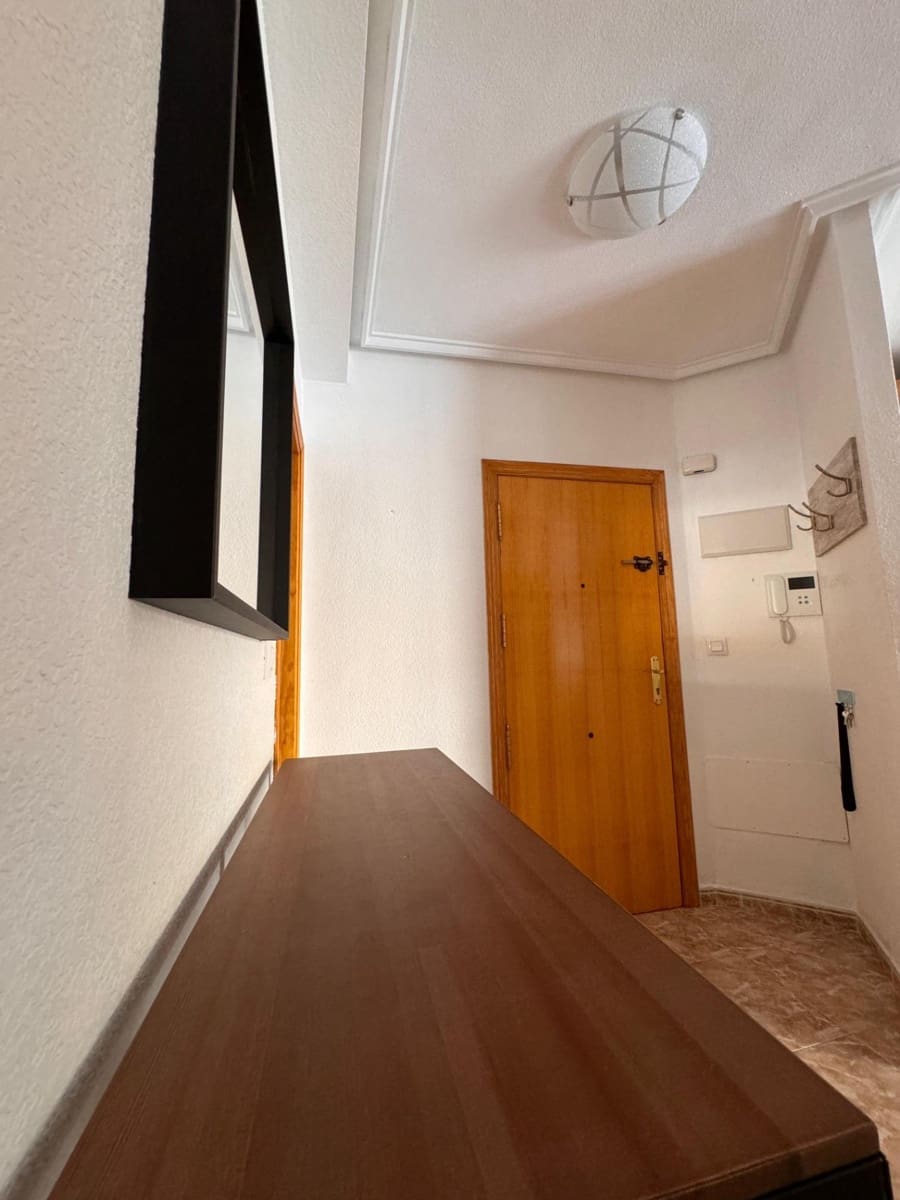 2 makuuhuone Huoneisto myytävänä paikassa Torrevieja - 145 900 € (Ref: 9012278)