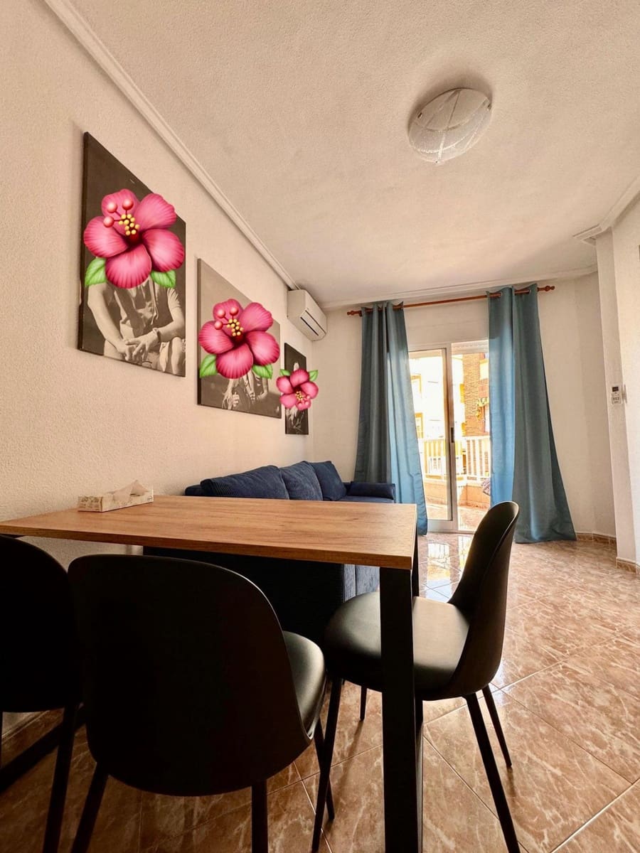 2 makuuhuone Huoneisto myytävänä paikassa Torrevieja - 145 900 € (Ref: 9012278)