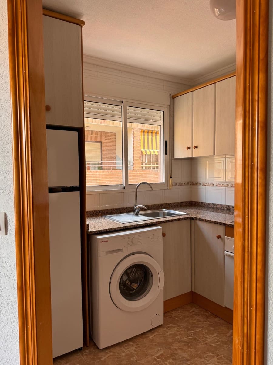 2 makuuhuone Huoneisto myytävänä paikassa Torrevieja - 145 900 € (Ref: 9012278)