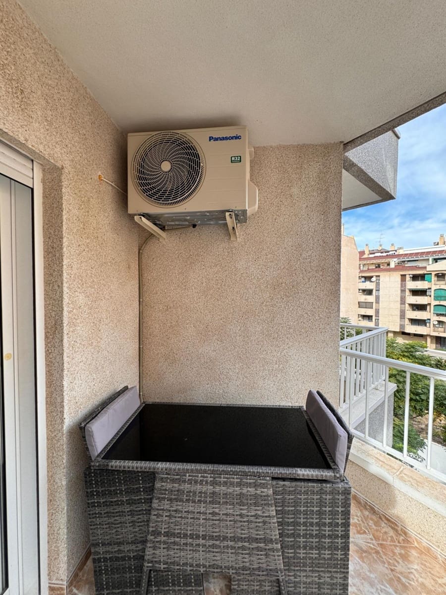2 makuuhuone Huoneisto myytävänä paikassa Torrevieja - 145 900 € (Ref: 9012278)