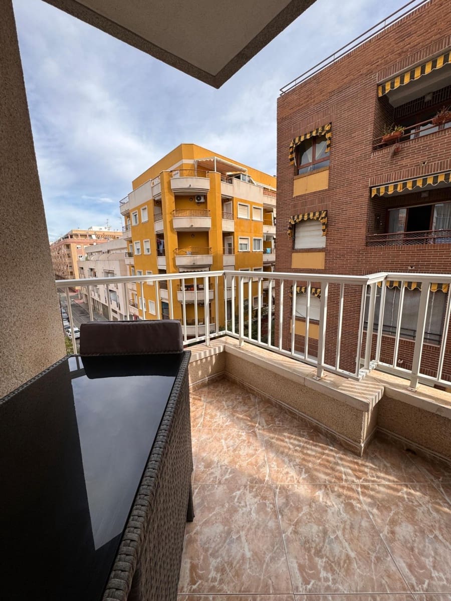 2 makuuhuone Huoneisto myytävänä paikassa Torrevieja - 145 900 € (Ref: 9012278)