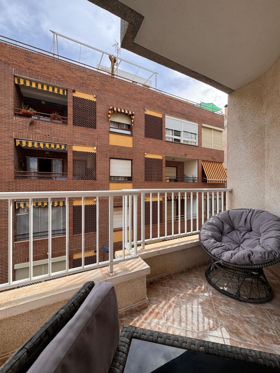 2 makuuhuone Huoneisto myytävänä paikassa Torrevieja - 145 900 € (Ref: 9012278)