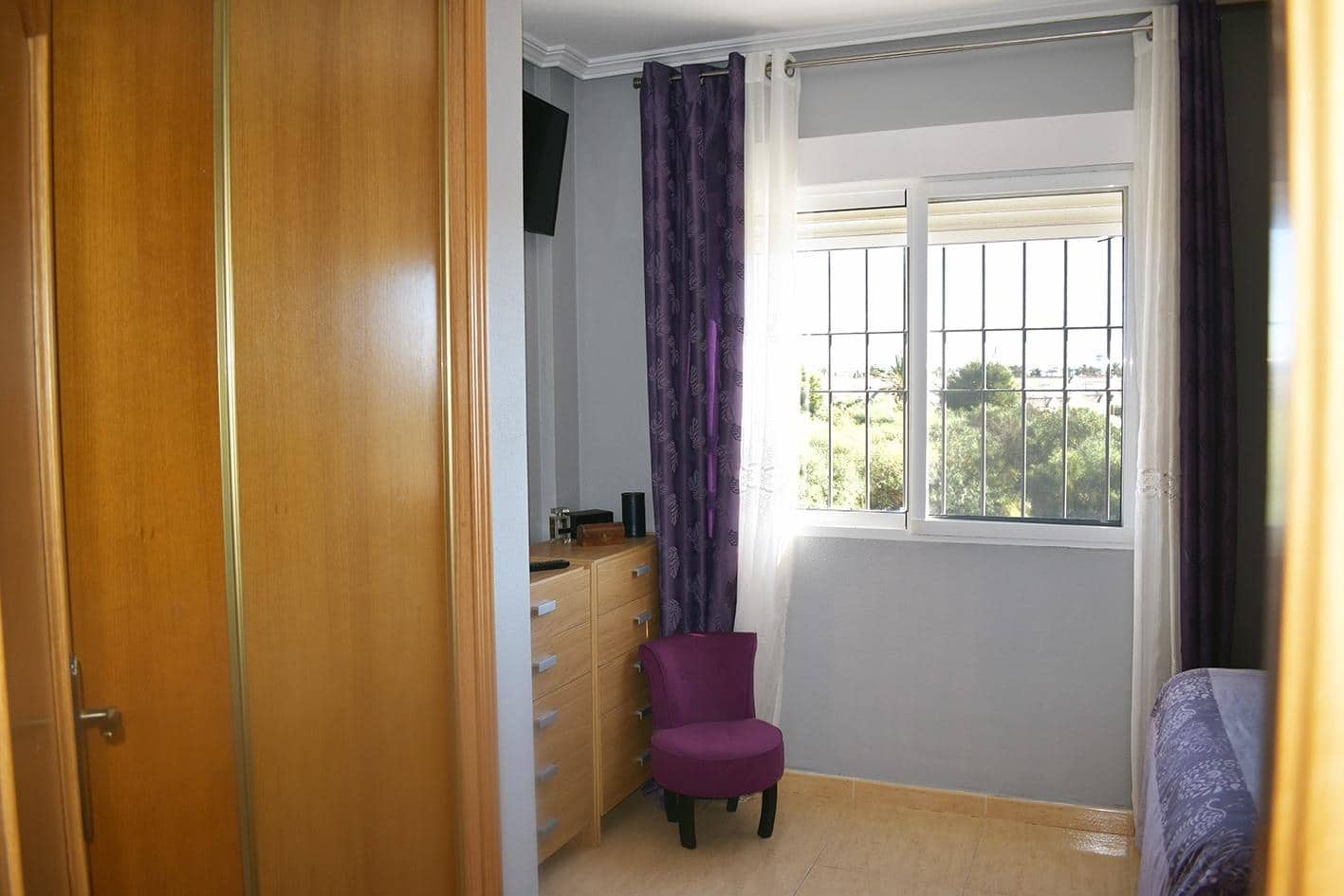 3 quarto Apartamento para venda em Torrevieja com piscina - 219 000 € (Ref: 9012283)