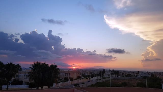 3 quarto Apartamento para venda em El Chaparral - La Siesta - La Torreta, Torrevieja com piscina - 219 000 € (Ref: 9012283)